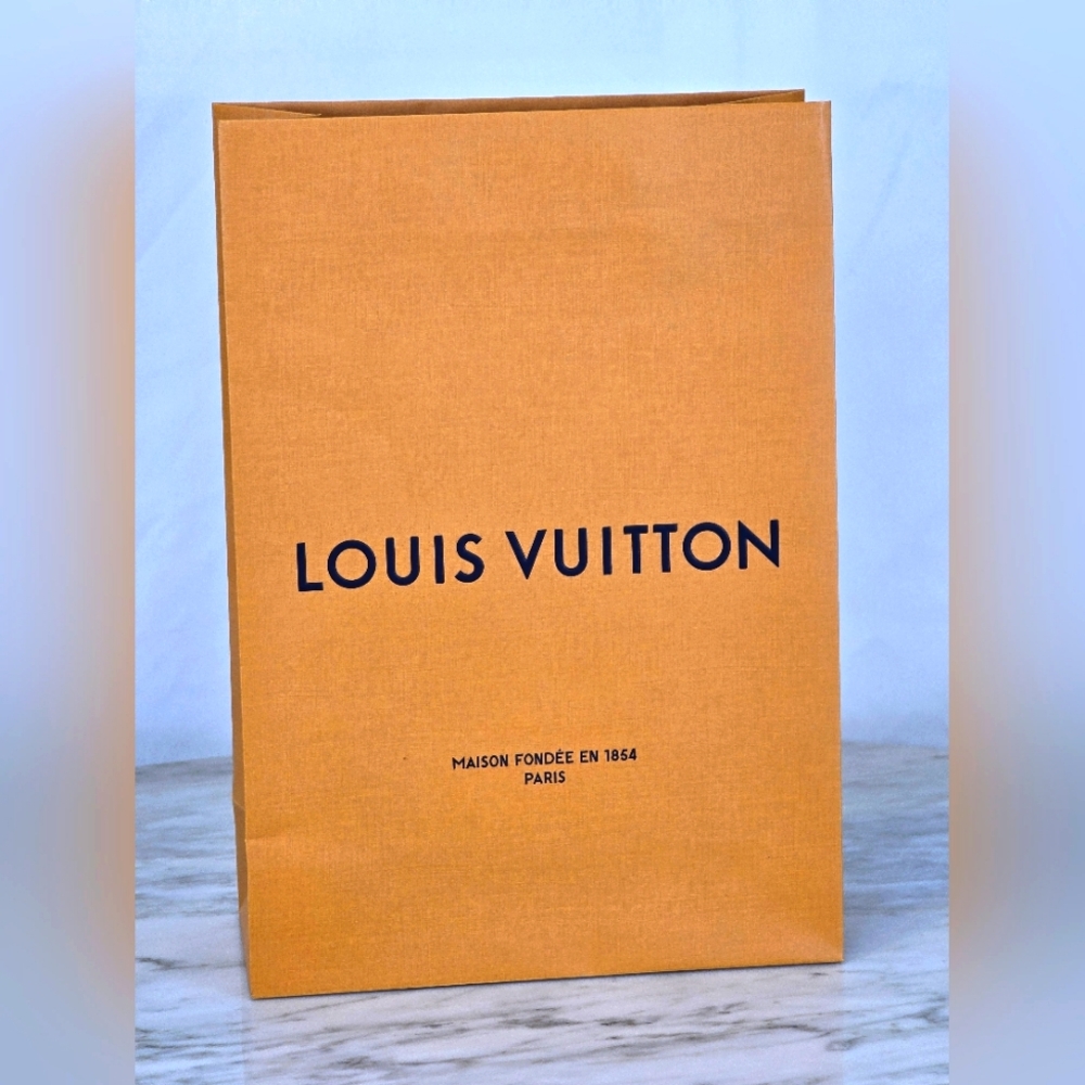 Small Louis Vuitton Tan Bag